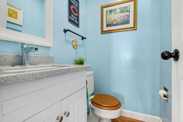 $349,000 | 1056 Parkwood Drive, Nappanee, IN 46550