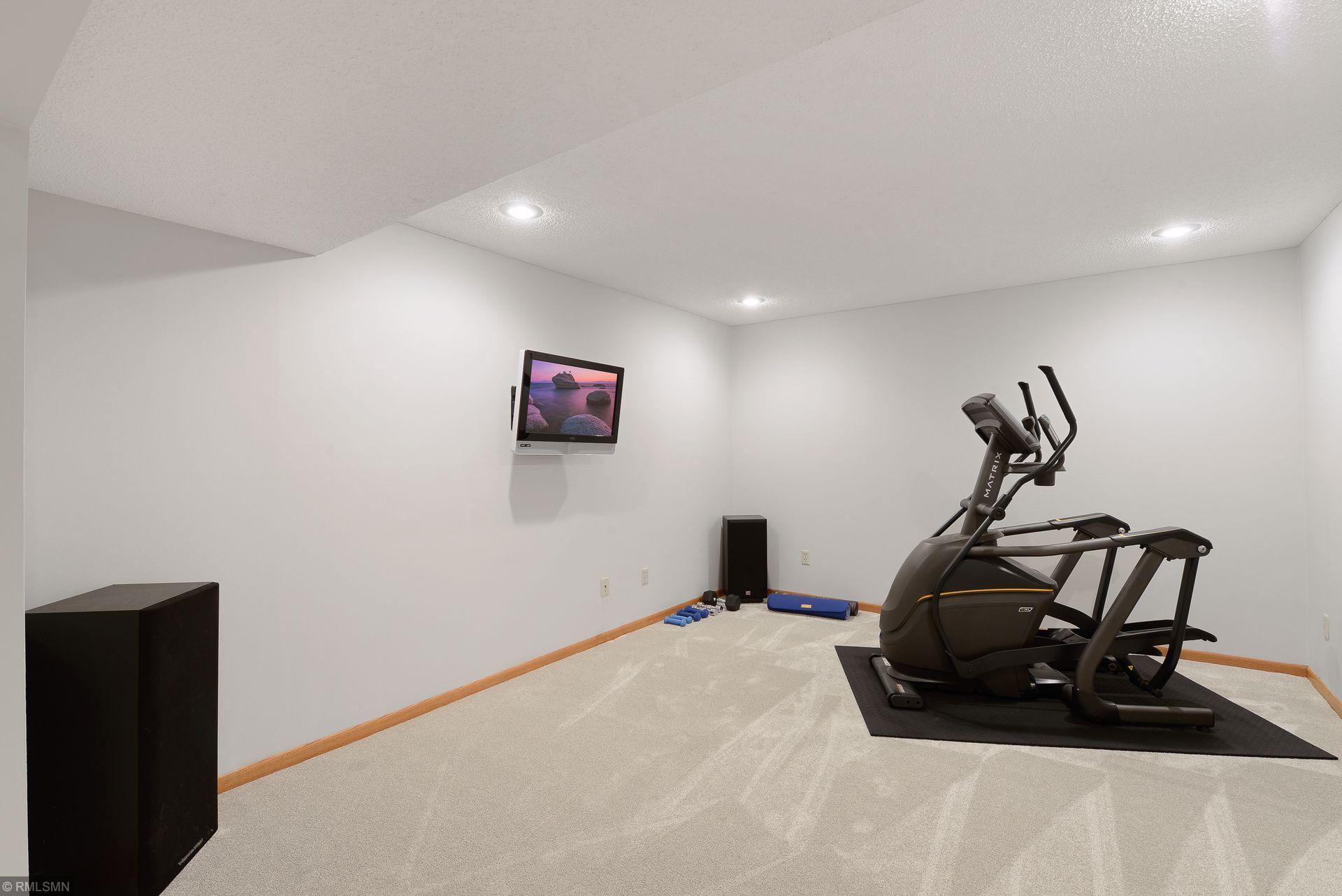 2350 Melody Hill Road Chanhassen, MN 55331 - Photo 20 of 38 Gallery Image 20