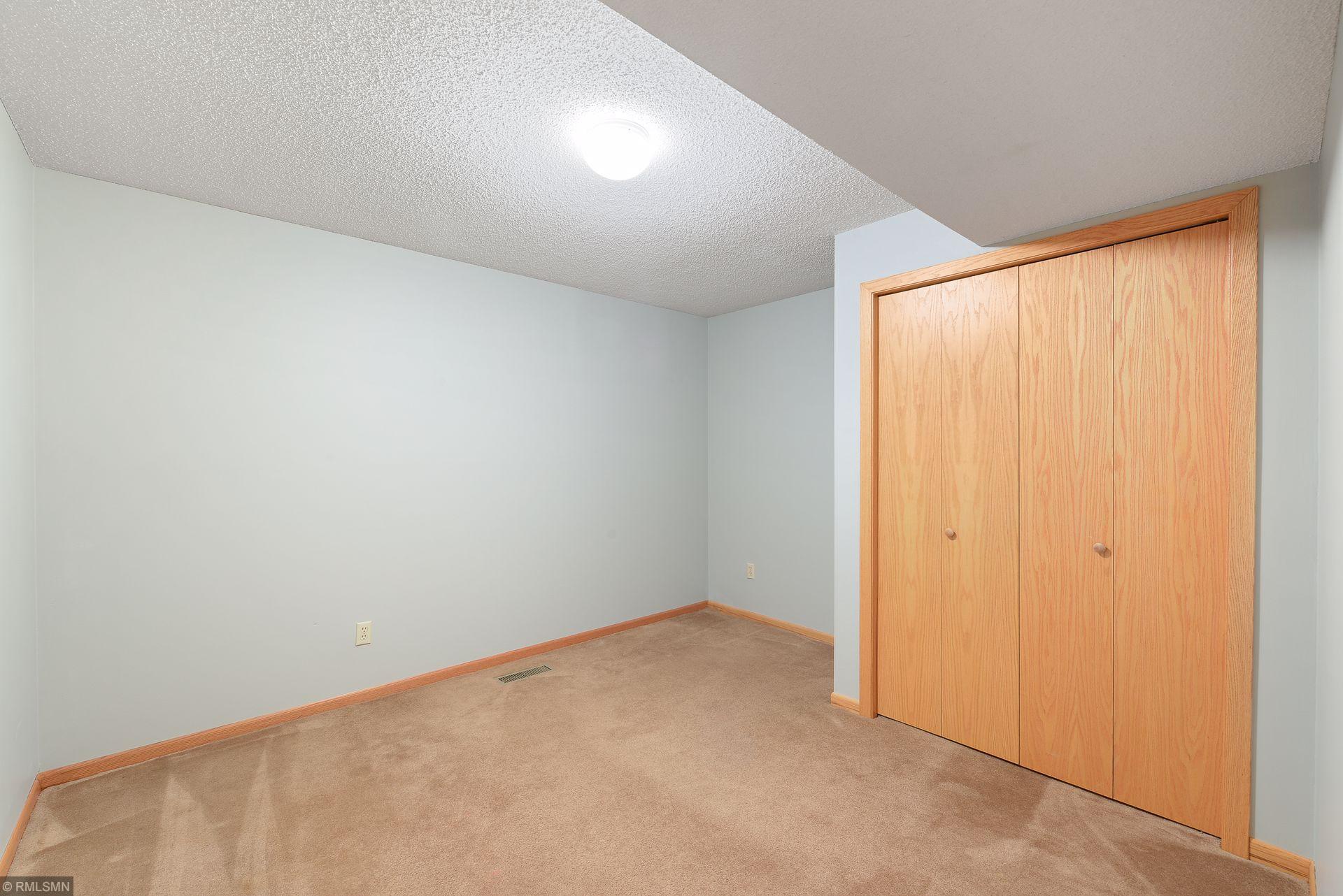2350 Melody Hill Road Chanhassen, MN 55331 - Photo 24 of 38 Gallery Image 24