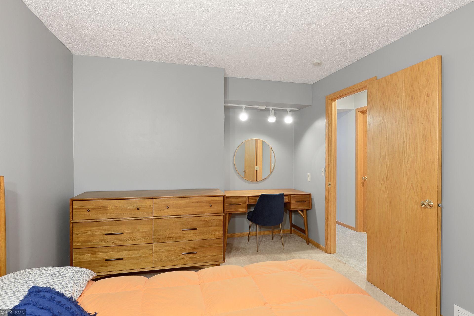 2350 Melody Hill Road Chanhassen, MN 55331 - Photo 26 of 38 Gallery Image 26