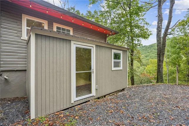 $375,000 | 4113 White Oak Drive, Hiawassee, GA 30546