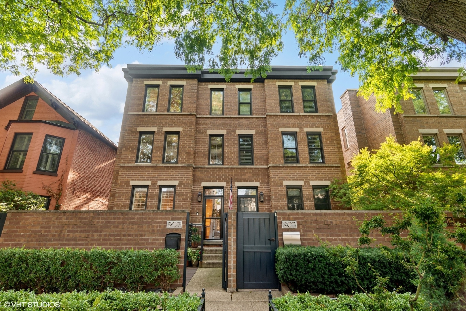 1907 North Cleveland Avenue, Unit B Chicago, IL 60614 - Photo 1 of 33
