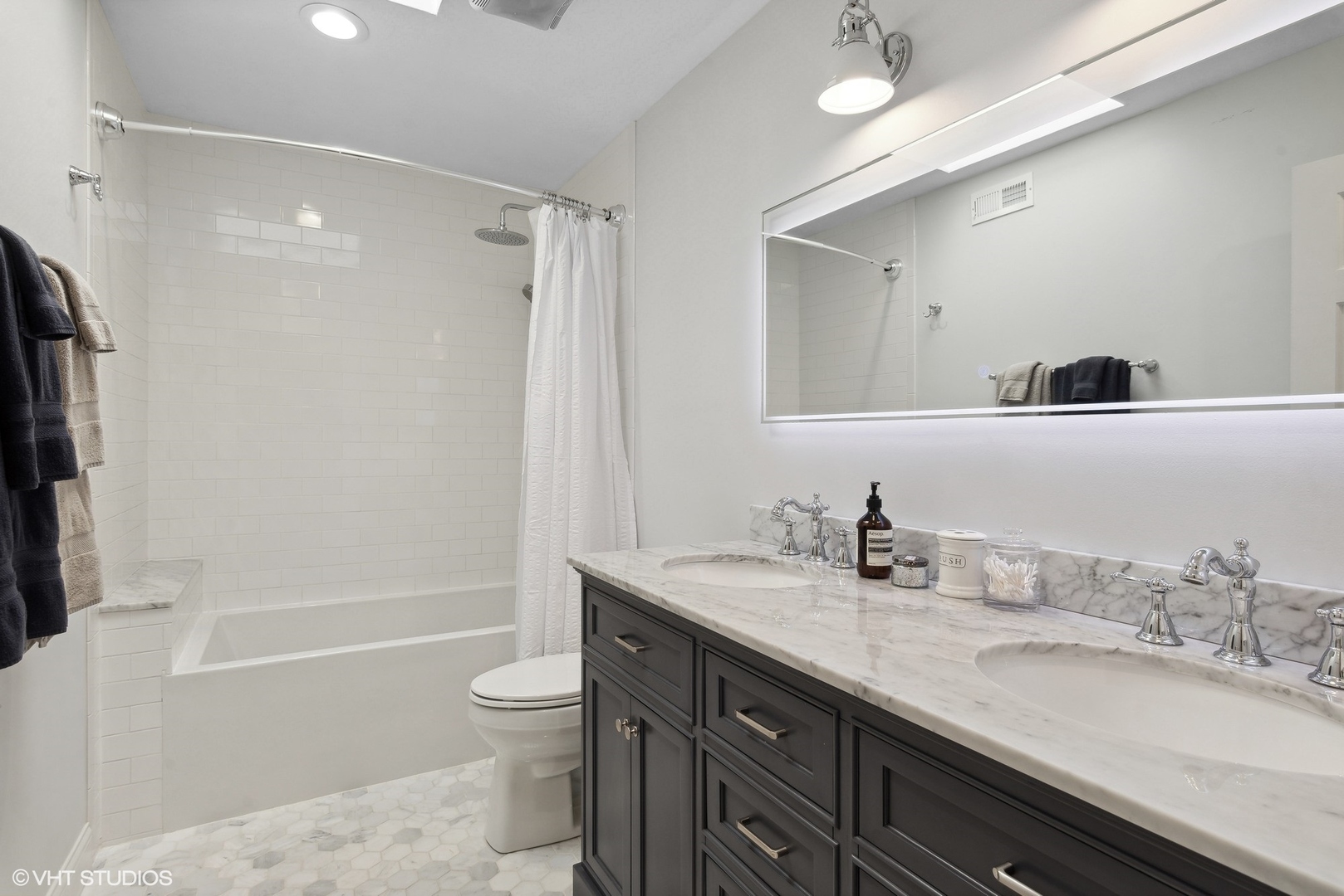 1907 North Cleveland Avenue, Unit B Chicago, IL 60614 - Photo 24 of 33