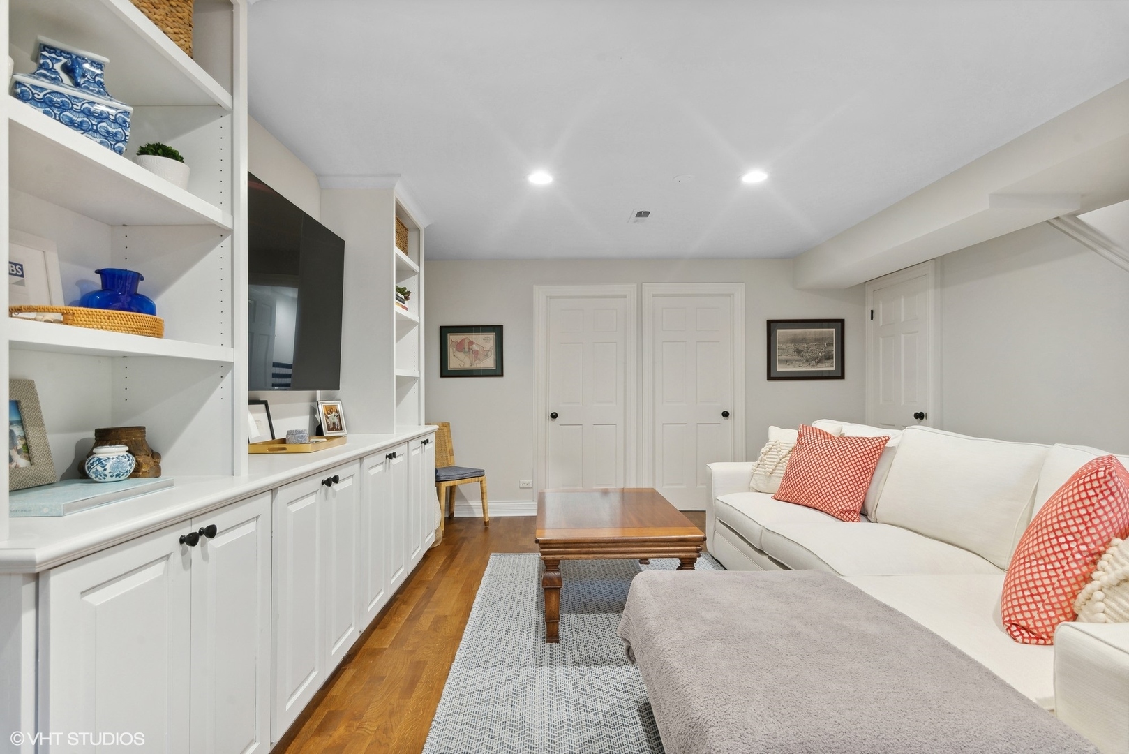 1907 North Cleveland Avenue, Unit B Chicago, IL 60614 - Photo 28 of 33