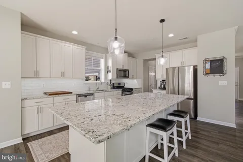 $674,900 | 1406 Becknel Avenue, Odenton, MD 21113