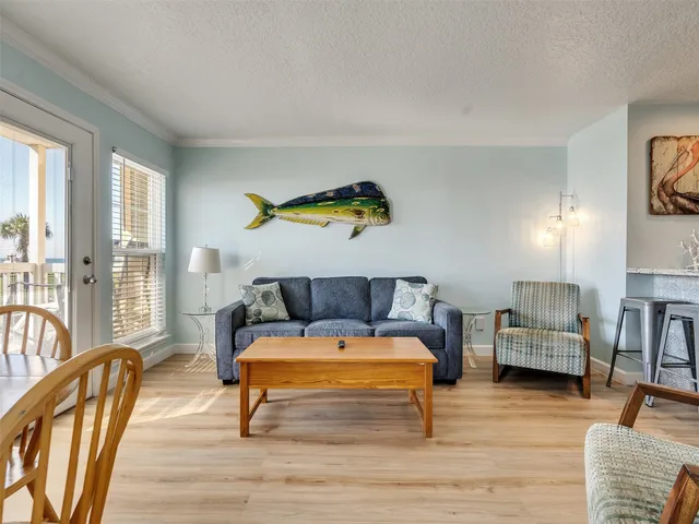 $328,900 | 6300 Seawall Boulevard, Unit 2104, Galveston, TX 77551