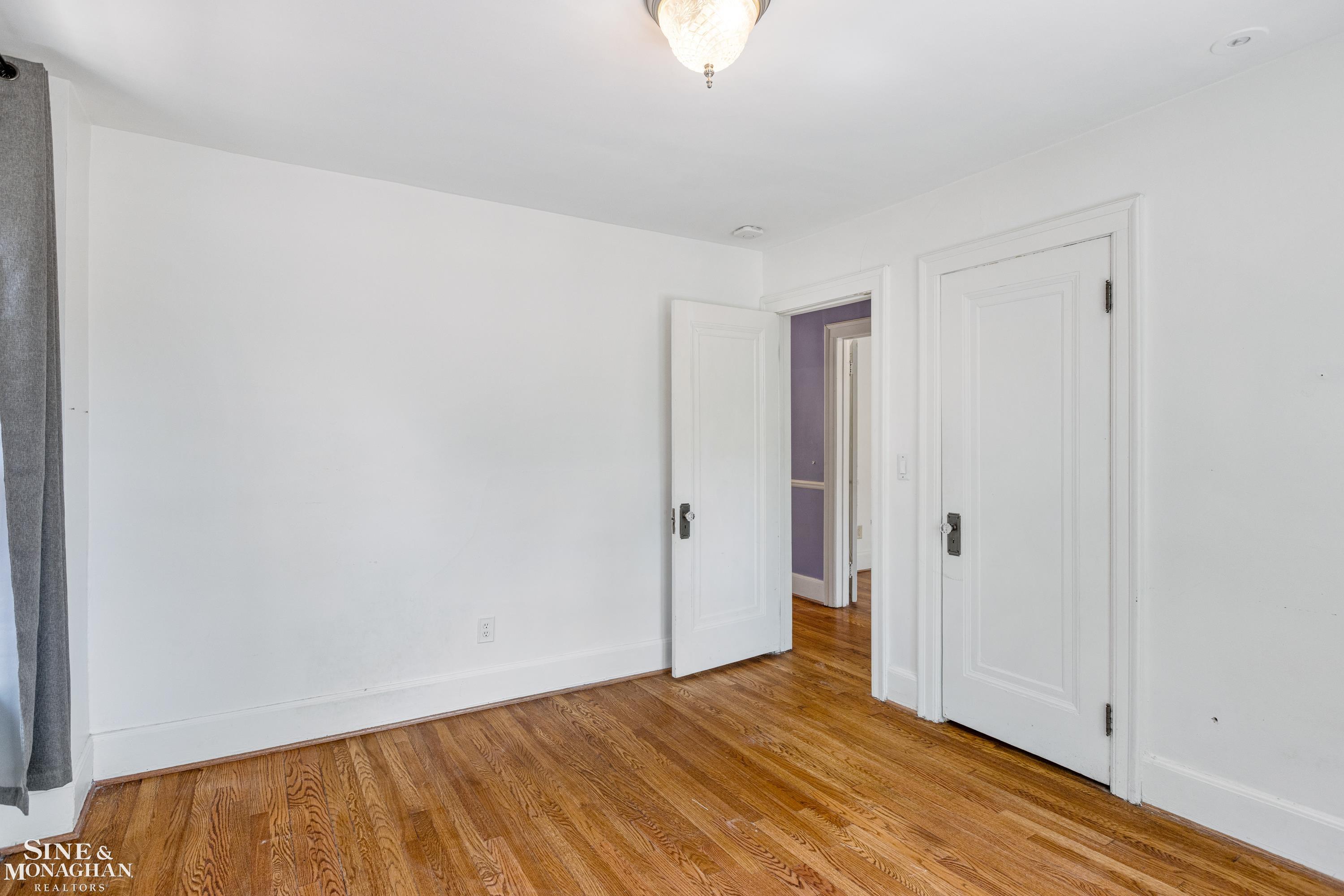266 Merriweather Road Grosse Pointe Farms, MI 48236 - Photo 23 of 48