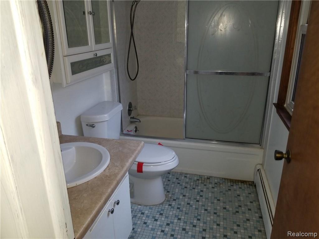 2963 Rowe Road Milford, MI 48380 - Photo 13 of 15 029.jpg