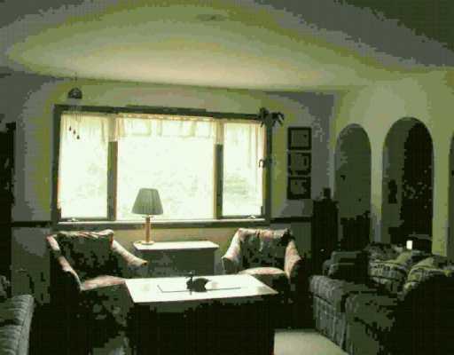504 Beaver Run Road Apollo, PA 15613 - Photo 6 of 7 Living Room.