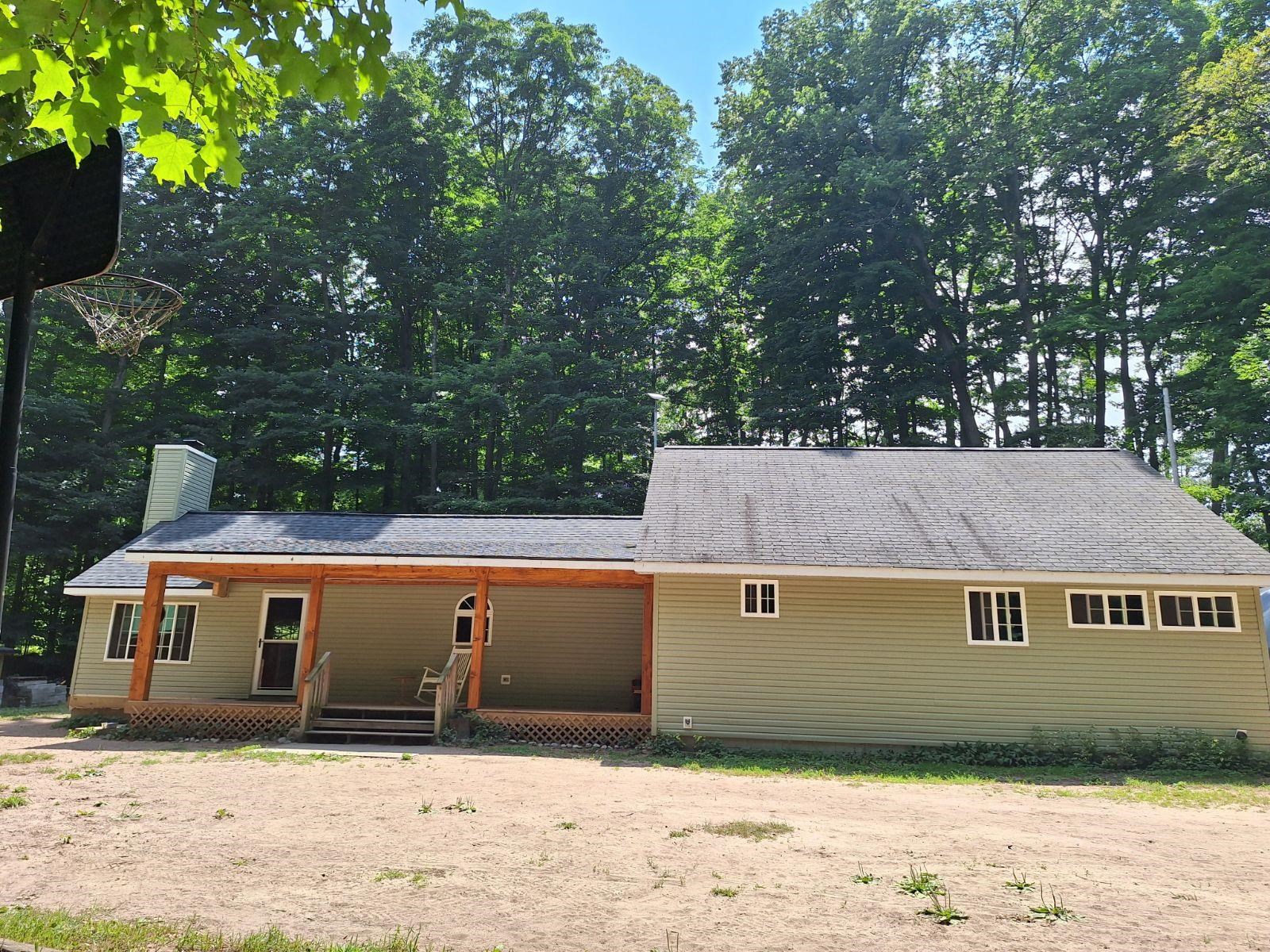 3024 Cooper Road Beulah, MI 49617 - Photo 31 of 36 1924813-9c8d6323-9bca-43a2-b9f1-7bfaad5c65a2.JPG