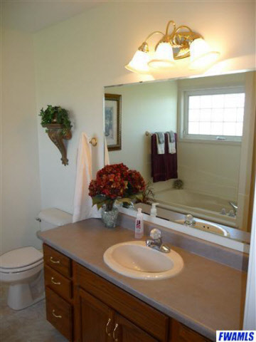 319 Ridge Court Ossian, IN 46777 - Photo 8 of 16 Gallery Image 8
