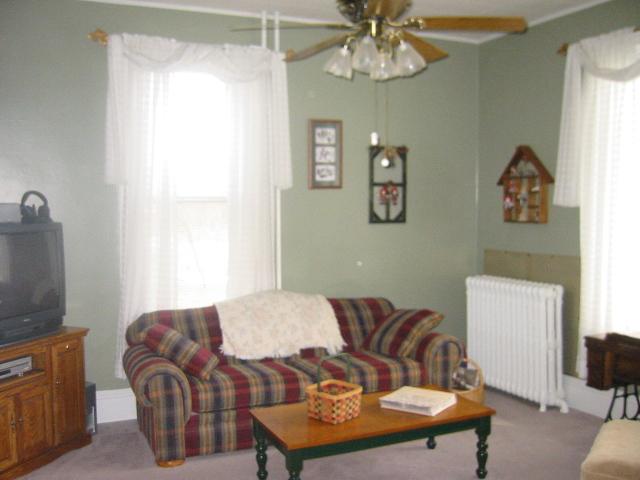 706 South Main Street Washington, IL 61571 - Photo 6 of 9 Gallery Image 6