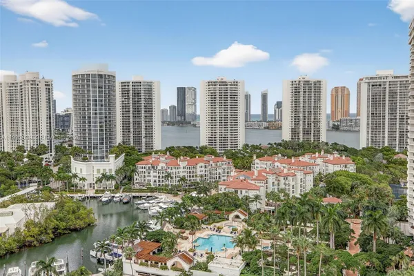 $4,800 | 1000 East Island Boulevard, Unit 2105, Aventura, FL 33160