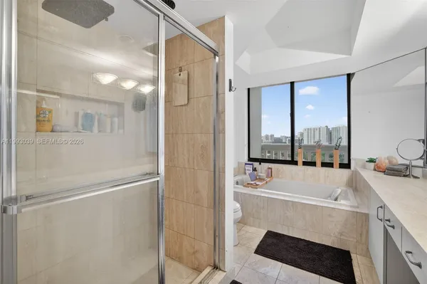 $4,800 | 1000 East Island Boulevard, Unit 2105, Aventura, FL 33160