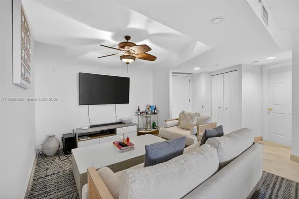 $4,800 | 1000 East Island Boulevard, Unit 2105, Aventura, FL 33160