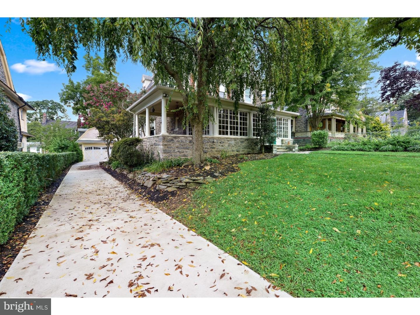 6415 Sherwood Road Philadelphia, PA 19151 - Photo 2 of 25 Gallery Image 2