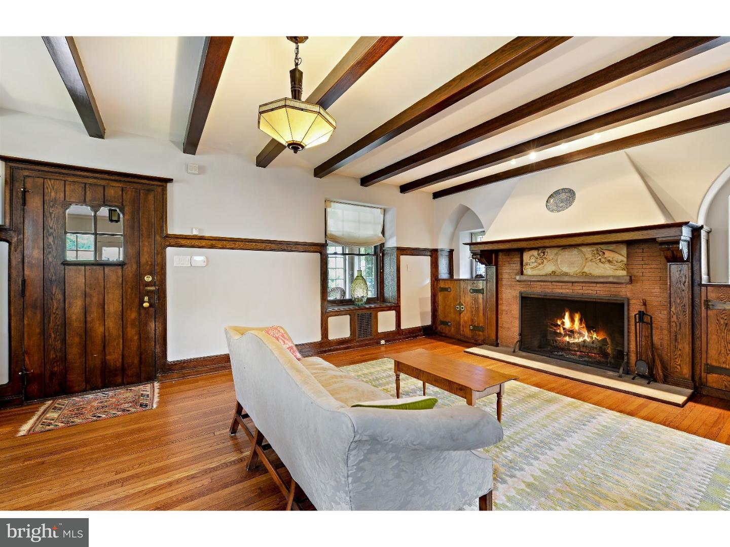 6415 Sherwood Road Philadelphia, PA 19151 - Photo 3 of 25 Gallery Image 3