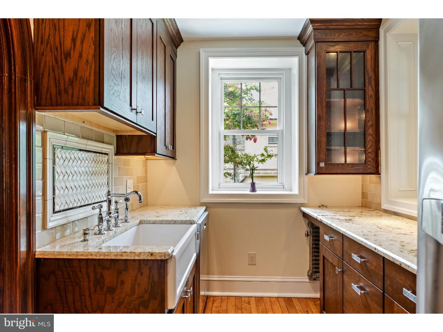 6415 Sherwood Road Philadelphia, PA 19151 - Photo 9 of 25 Gallery Image 9