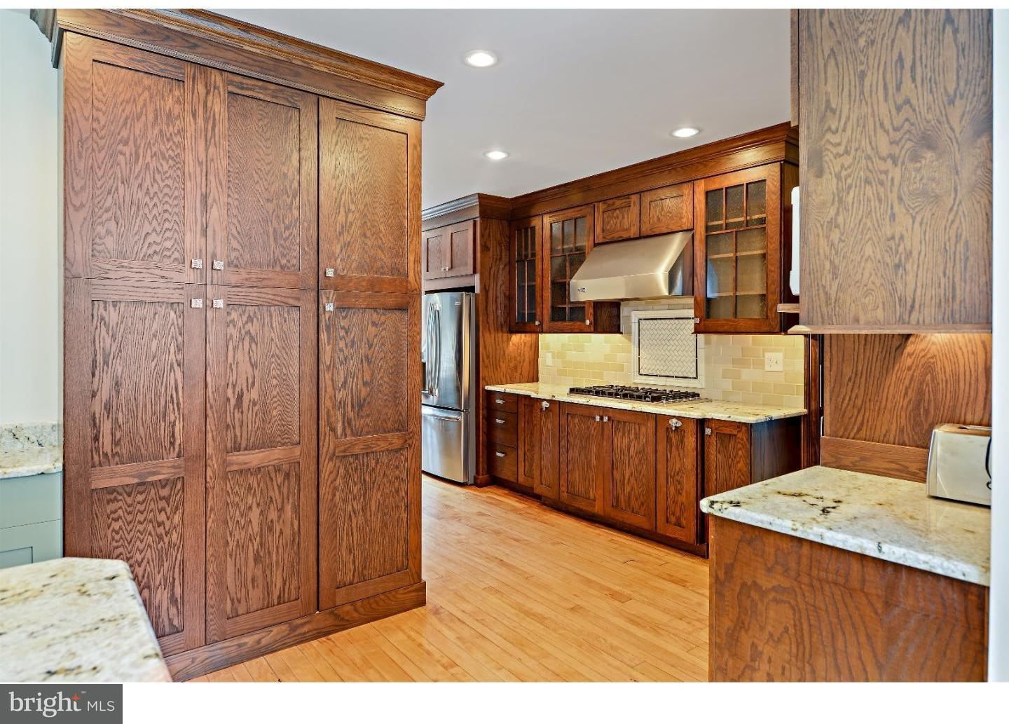 6415 Sherwood Road Philadelphia, PA 19151 - Photo 10 of 25 Gallery Image 10