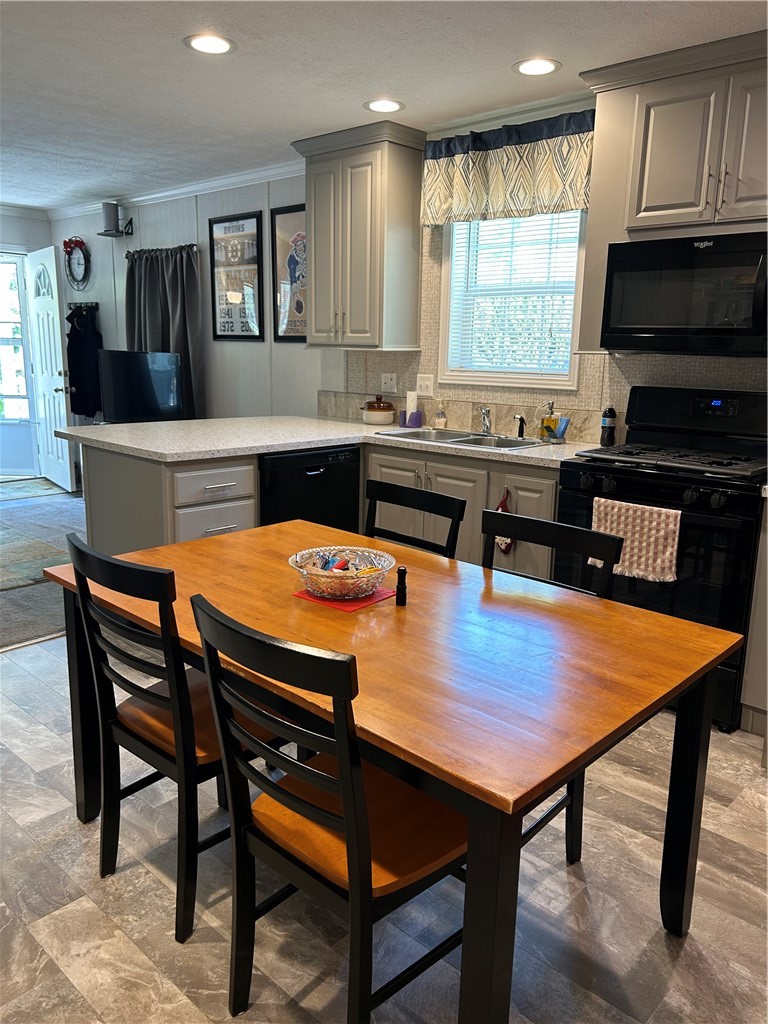 1 Comfort Way Coventry, RI 02816 - Photo 4 of 16