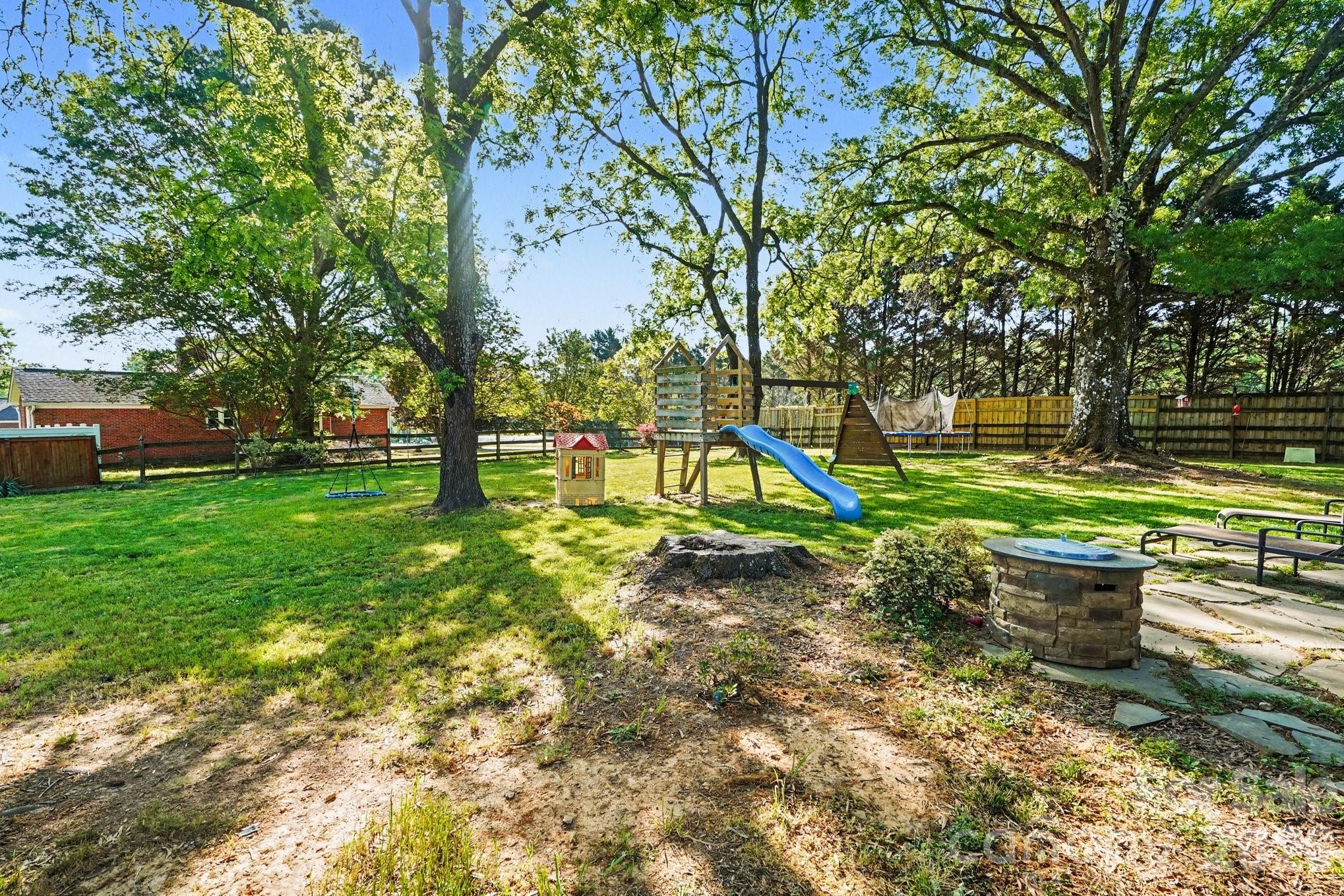 211 Baucom Deese Road Monroe, NC 28110 - Photo 6 of 31