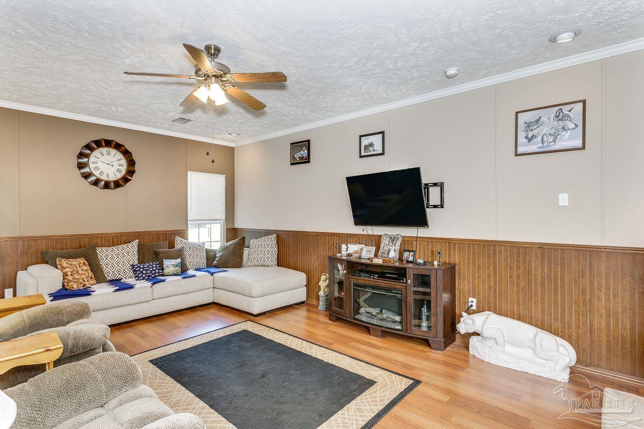 11481 Big Buck Road Milton, FL 32583 - Photo 3 of 37 Gallery Image 3