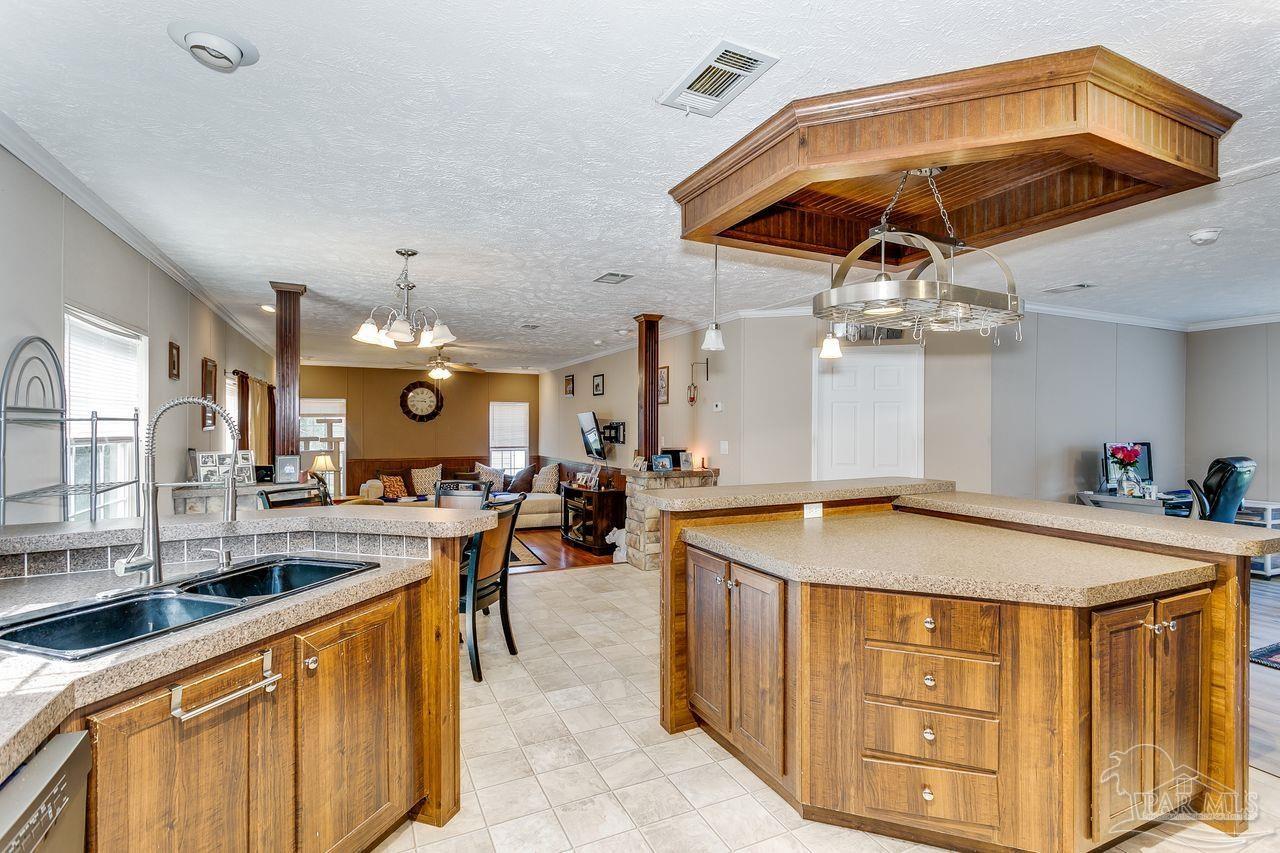 11481 Big Buck Road Milton, FL 32583 - Photo 4 of 37 Gallery Image 4