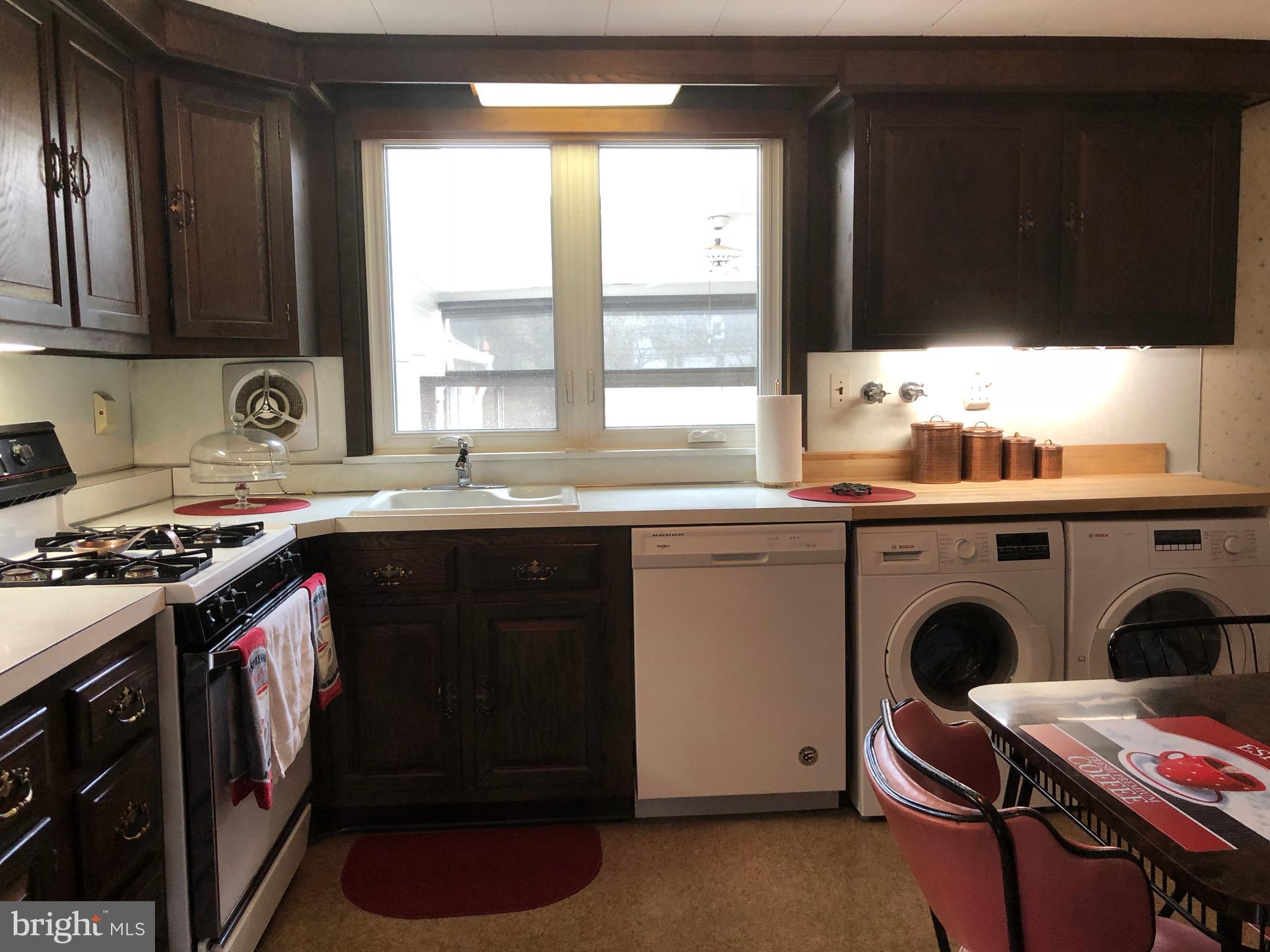 602 Burton Road Oreland, PA 19075 - Photo 14 of 47 Eat-in Kitchen w/ Wood Cabinets and Laundry