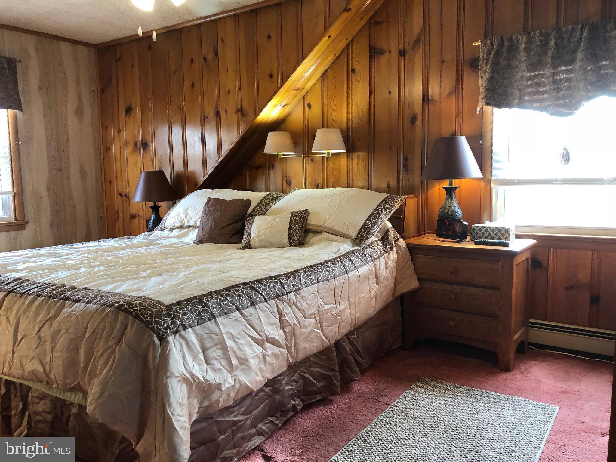 602 Burton Road Oreland, PA 19075 - Photo 33 of 47 Real Knotty Pine