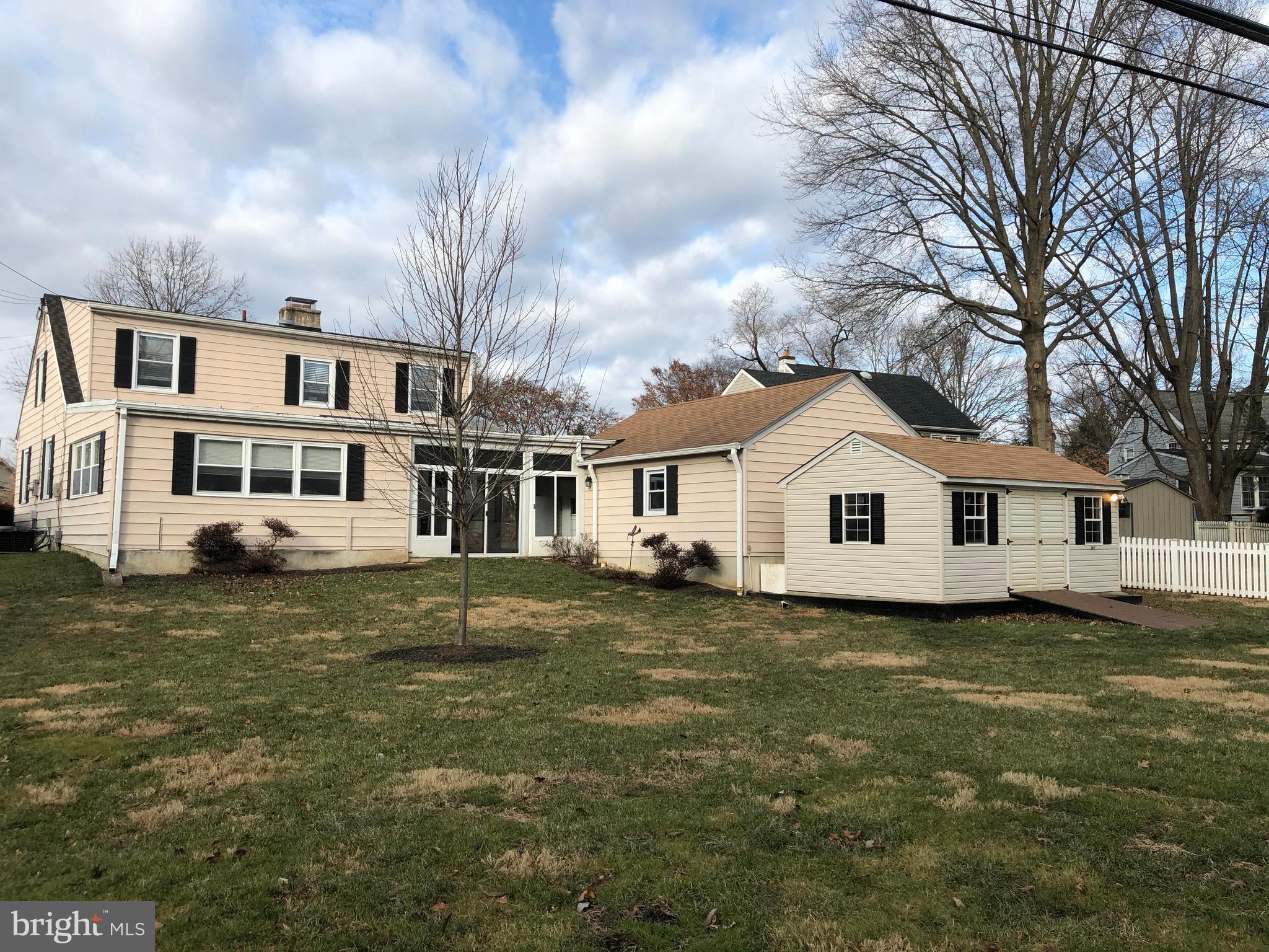 602 Burton Road Oreland, PA 19075 - Photo 45 of 47 Exterior