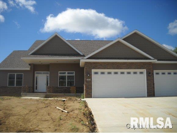 213 Pin Oak Lane Springfield, IL 62711 - Photo 1 of 17