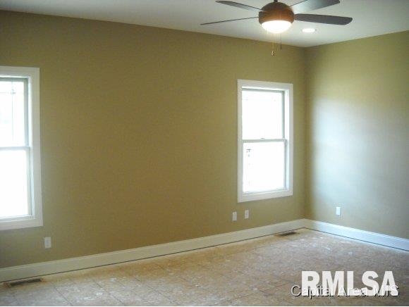 213 Pin Oak Lane Springfield, IL 62711 - Photo 10 of 17