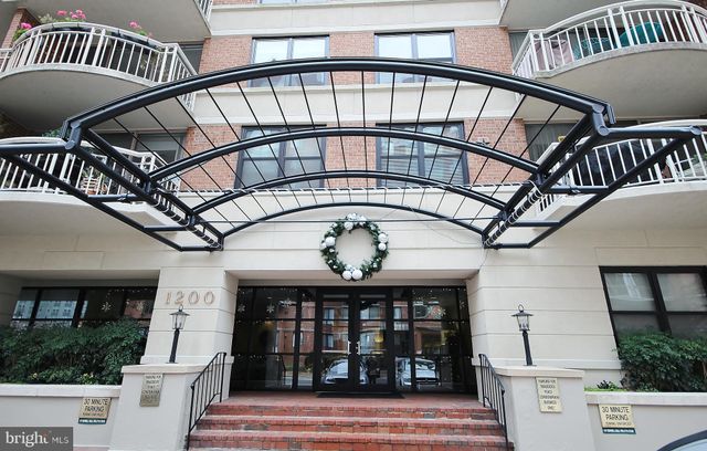 $360,000 | 1200 Braddock Place, Unit 207, Alexandria, VA 22314