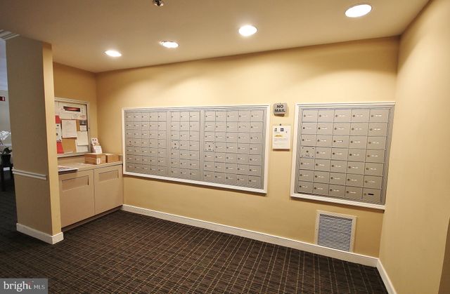 $360,000 | 1200 Braddock Place, Unit 207, Alexandria, VA 22314