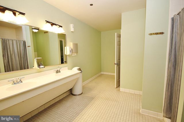 $360,000 | 1200 Braddock Place, Unit 207, Alexandria, VA 22314