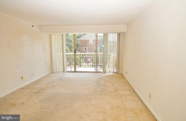 $360,000 | 1200 Braddock Place, Unit 207, Alexandria, VA 22314