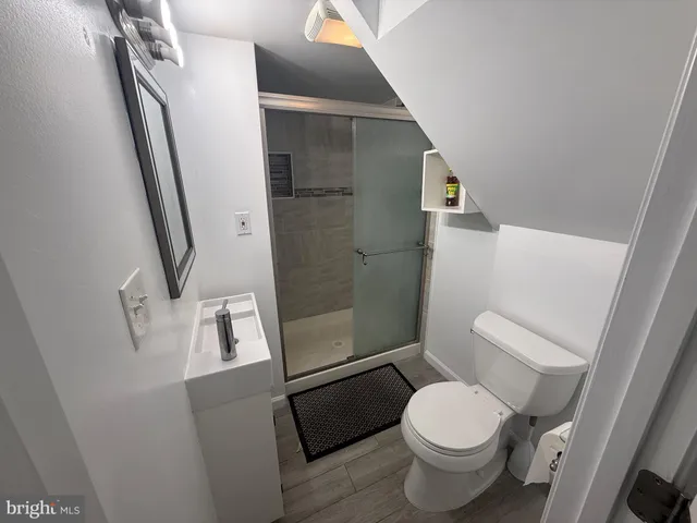 $1,500 | 20529 Aspenwood Lane, Gaithersburg, MD 20886