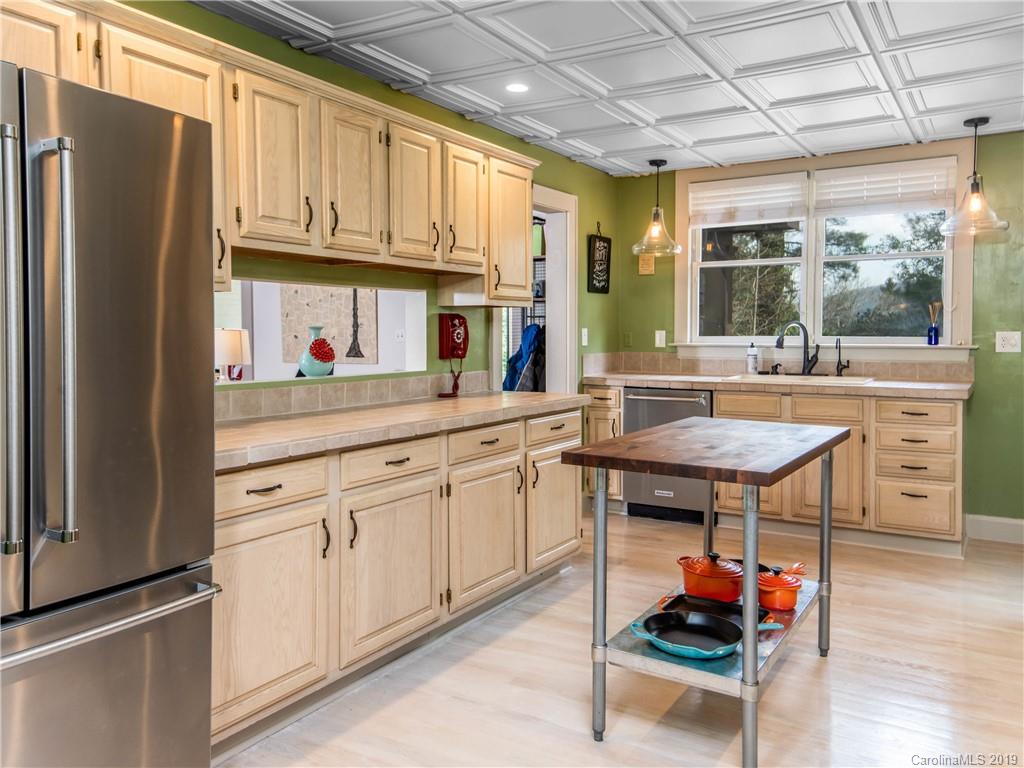 2505 Kanuga Road Hendersonville, NC 28739 - Photo 23 of 45 Gallery Image 23