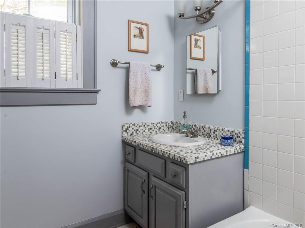 2505 Kanuga Road Hendersonville, NC 28739 - Photo 32 of 45 Gallery Image 32