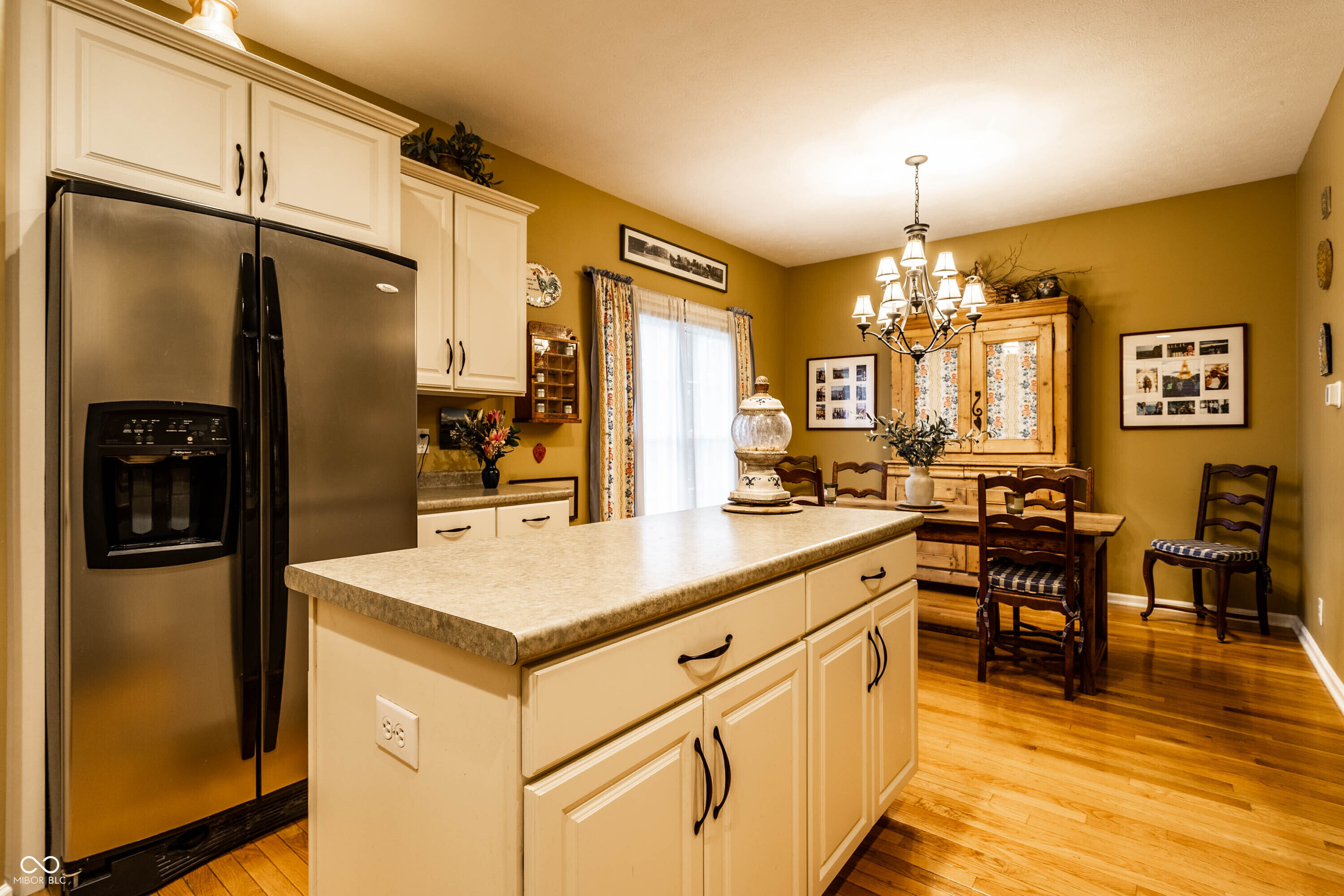 2017 Rhettsbury Street Carmel, IN 46032 - Photo 18 of 42 Gallery Image 18
