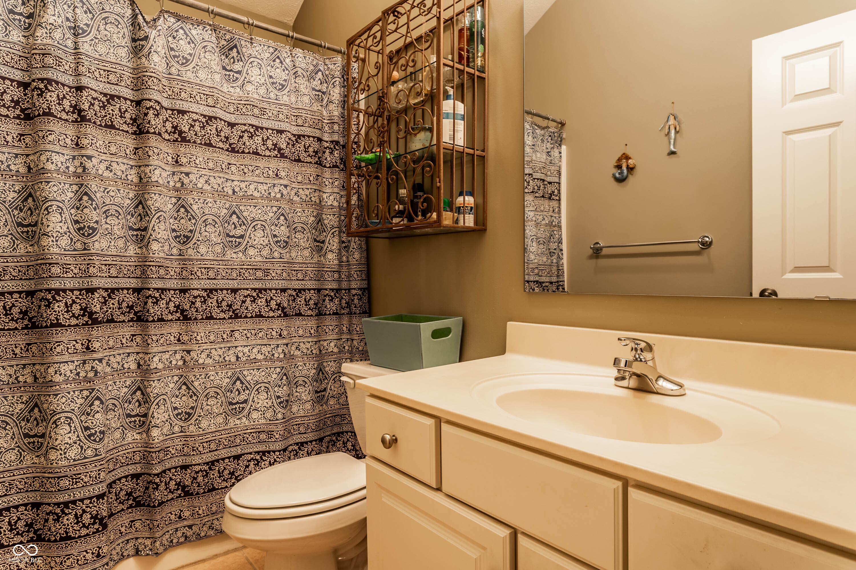 2017 Rhettsbury Street Carmel, IN 46032 - Photo 28 of 42 Gallery Image 28