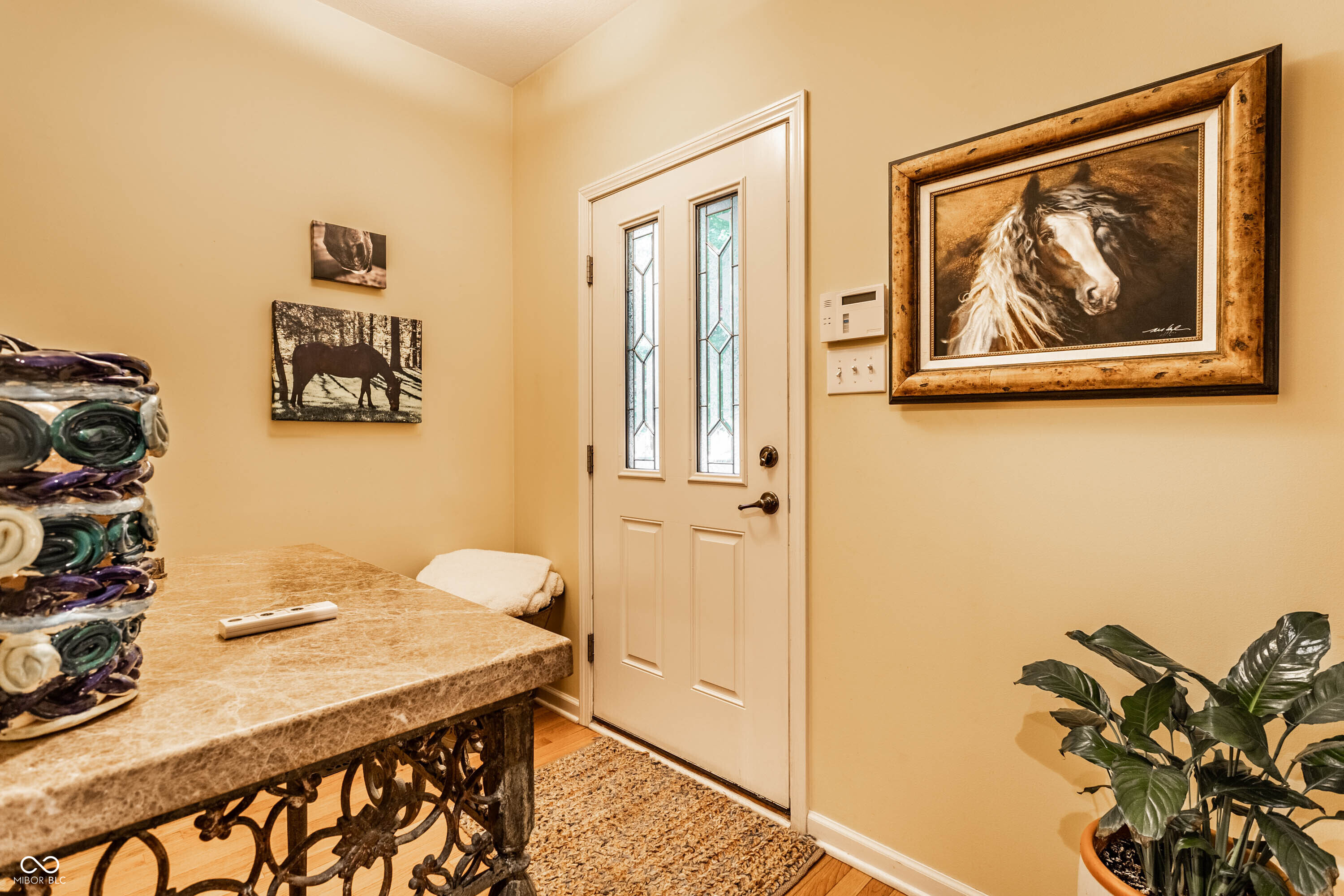 2017 Rhettsbury Street Carmel, IN 46032 - Photo 8 of 42 Gallery Image 8