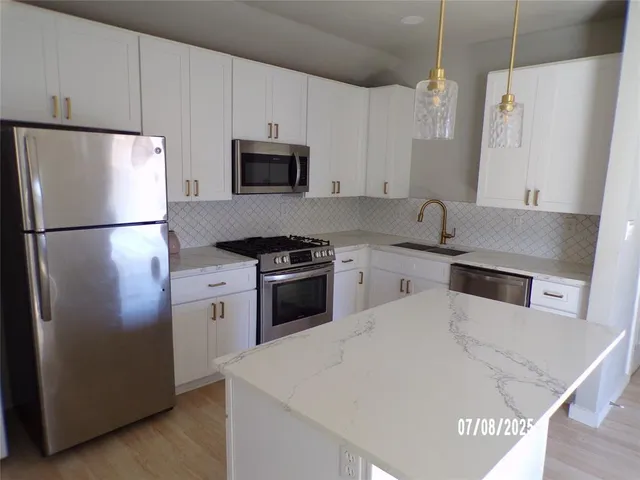 $224,900 | 1115 South Glasgow Drive, Unit 2, Dallas, TX 75223