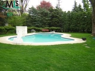 6777 Lahser Road Bloomfield Hills, MI 48301 - Photo 6 of 7 796591-5.JPG