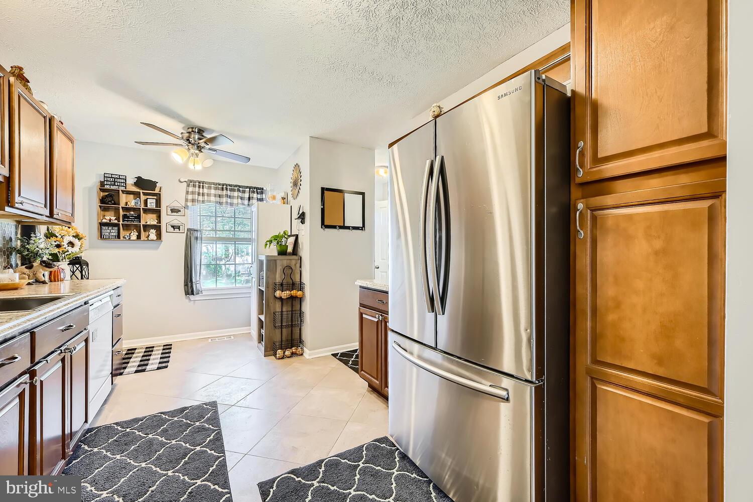 3917 Hunt Harbor Road Baltimore, MD 21220 - Photo 11 of 27