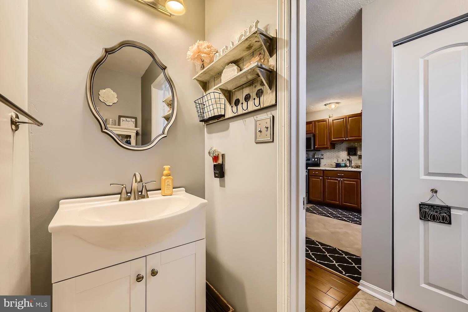 3917 Hunt Harbor Road Baltimore, MD 21220 - Photo 13 of 27