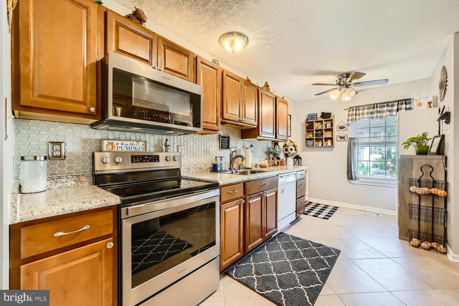 3917 Hunt Harbor Road Baltimore, MD 21220 - Photo 10 of 27