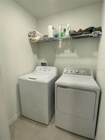 $2,000 | 10211 Trumpet Honeysuckle Way, San Antonio, FL 33576
