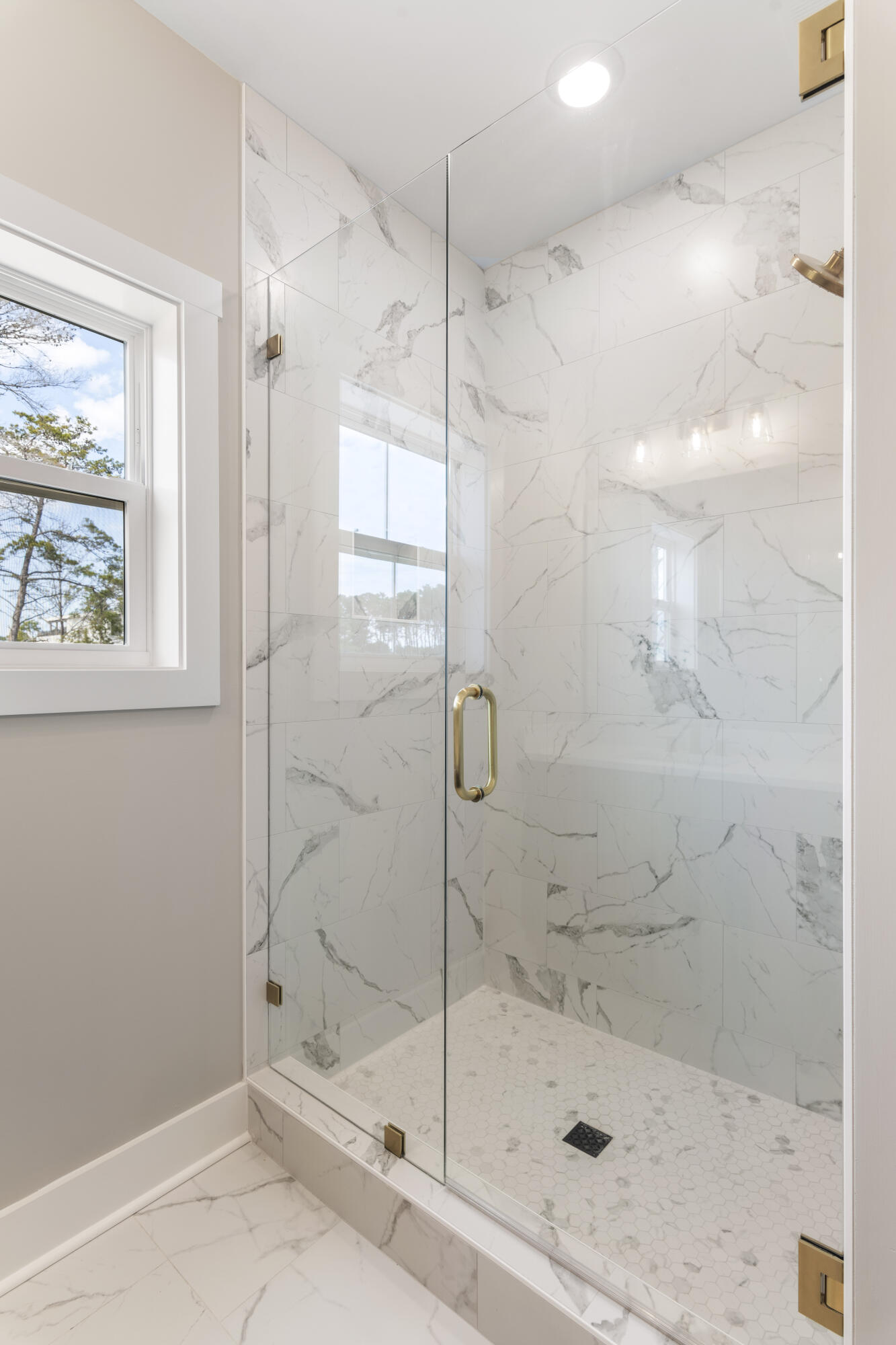 37 Cape Nautilus Ln Inlet Beach, Unit LOT 16 Inlet Beach, FL 32461 - Photo 20 of 44 Primary Shower