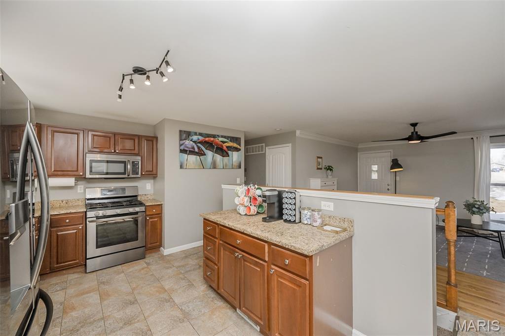 7 King Circle O'Fallon, MO 63366 - Photo 12 of 56